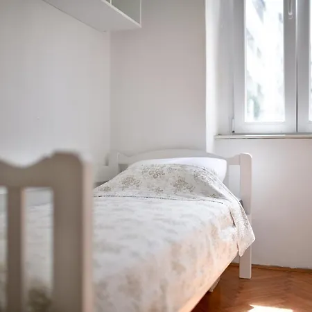 Two Bedroom Apartment - Bridge - Ae1557 Apartment *